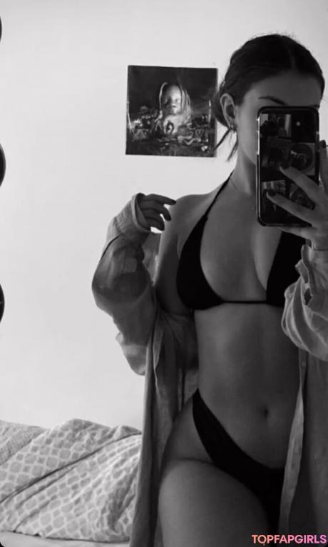 Emilie nude leaked OnlyFans photo #52