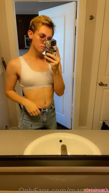 Starfruitxx nude leaked OnlyFans photo #47