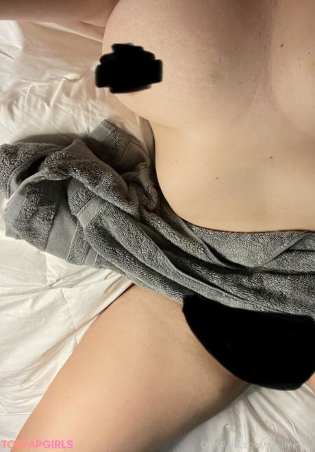 Desiree952 nude leaked OnlyFans photo #15