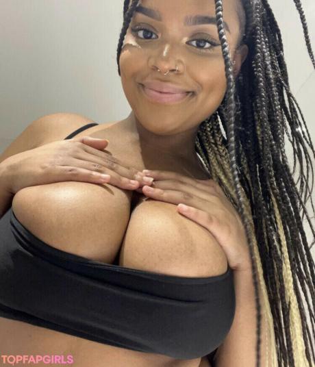 Hell0kittyevie nude leaked OnlyFans photo #34
