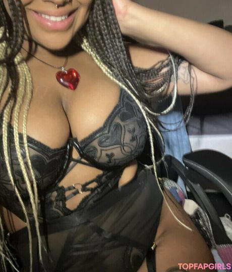 Hell0kittyevie nude leaked OnlyFans photo #51