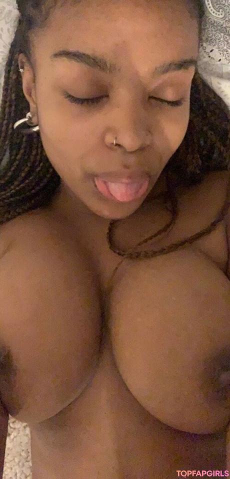 Hell0kittyevie nude leaked OnlyFans photo #54
