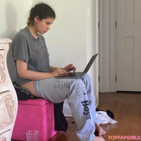 Isabella nude leaked OnlyFans photo #5