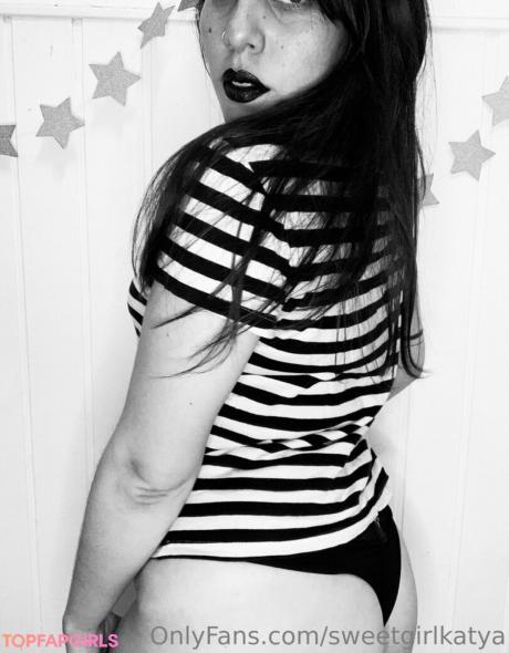 Sweetgirlkatya nude leaked OnlyFans photo #37