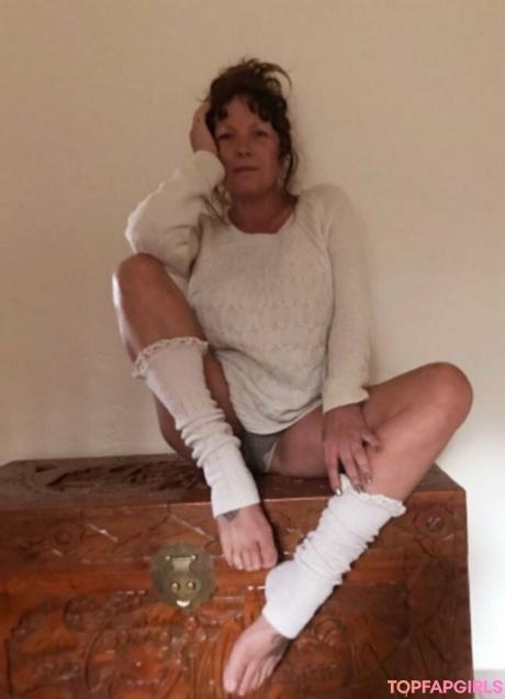 Julie nude leaked OnlyFans photo #47