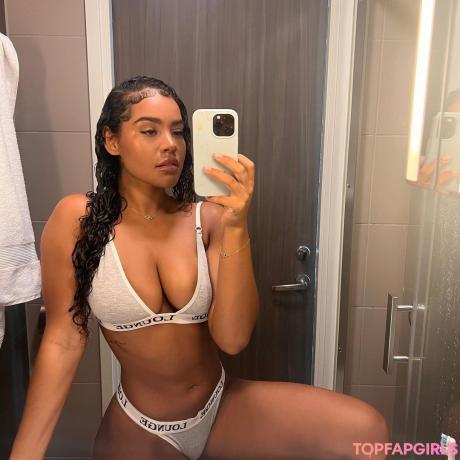 Malaika nude leaked OnlyFans photo #492