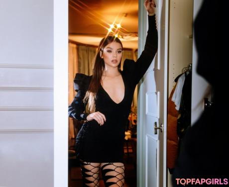 Hailee nude leaked OnlyFans photo #397
