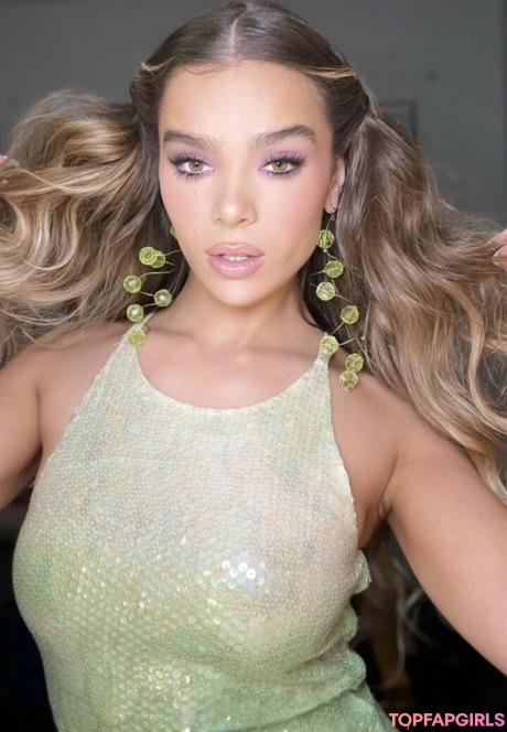 Hailee nude leaked OnlyFans photo #700