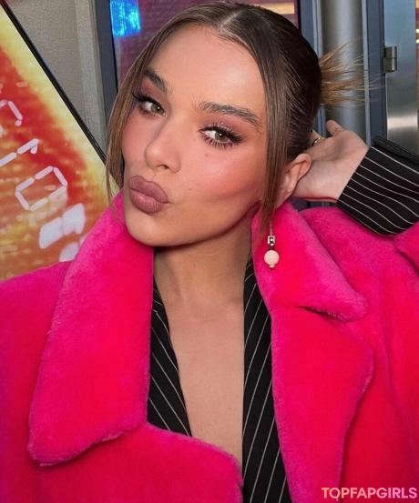 Hailee nude leaked OnlyFans photo #782