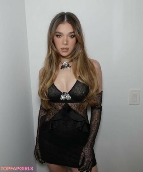 Hailee nude leaked OnlyFans photo #813