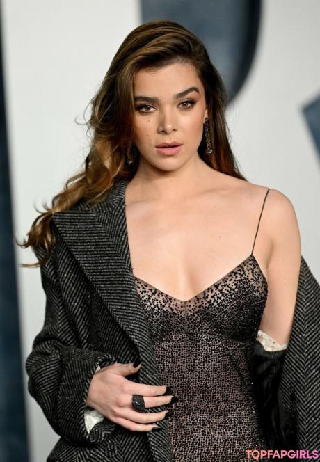 Hailee nude leaked OnlyFans photo #913