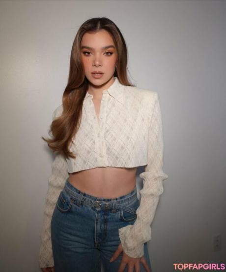Hailee nude leaked OnlyFans photo #981