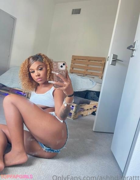 Ashhdabrattt nude leaked OnlyFans photo #23