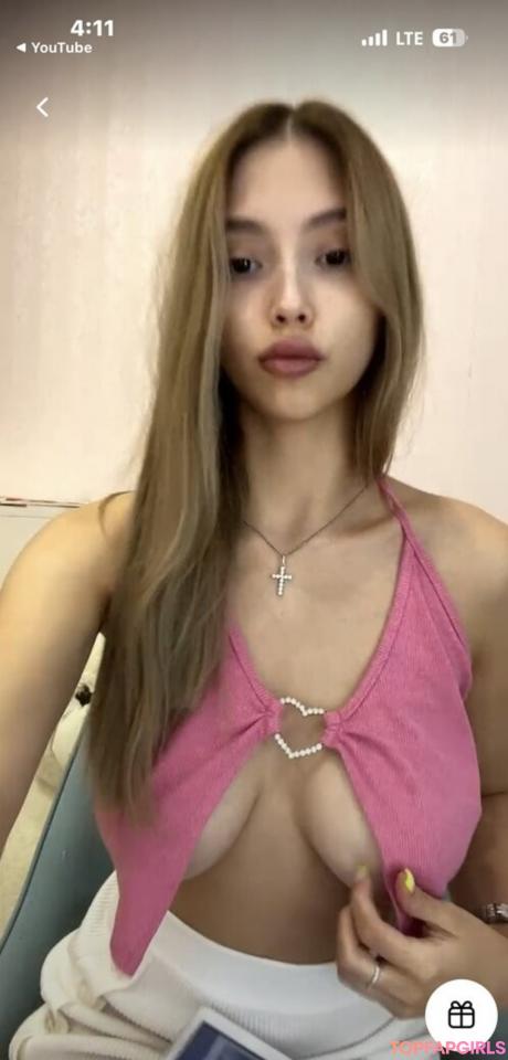 Karina_n nude leaked OnlyFans pic