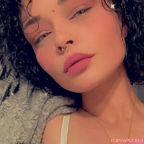 Underthecherrym0on nude leaked OnlyFans photo #3