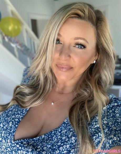 Julie nude leaked OnlyFans photo #165