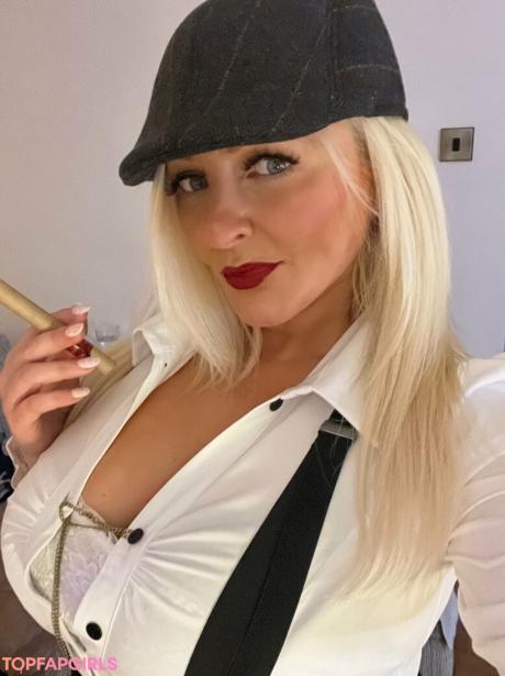 Julie nude leaked OnlyFans photo #183