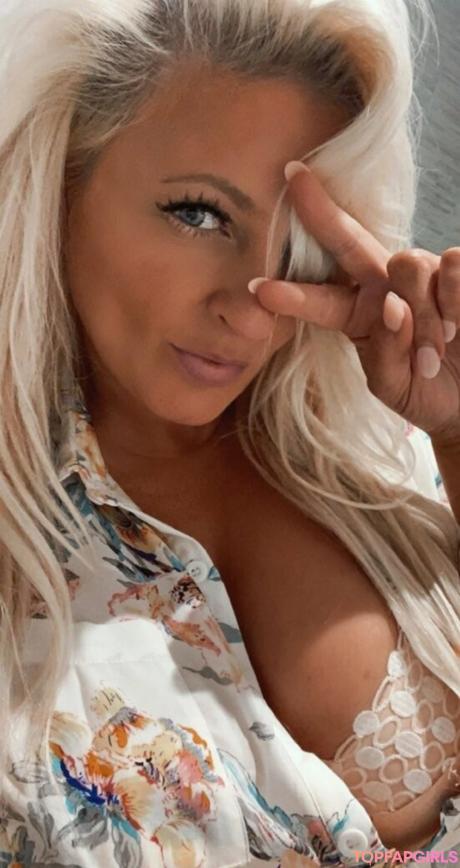 Julie nude leaked OnlyFans photo #84