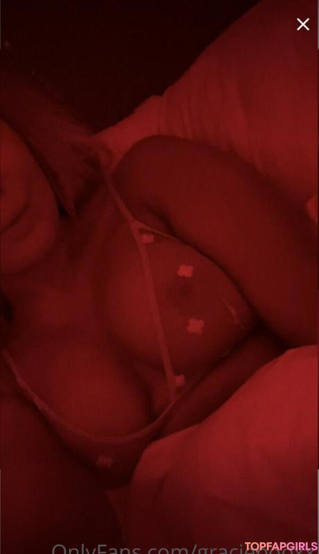 Graciebooxx nude leaked OnlyFans photo #11