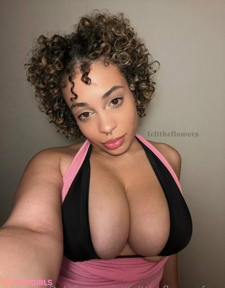 Felttheflowersfree nude leaked OnlyFans photo #10