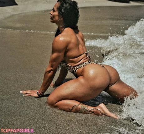 Liliana nude leaked OnlyFans photo #9