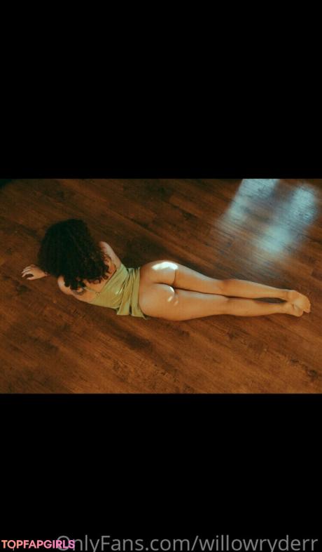 Willow nude leaked OnlyFans photo #33