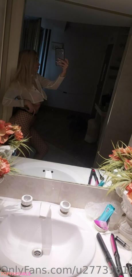 Rominababe nude leaked OnlyFans photo #10