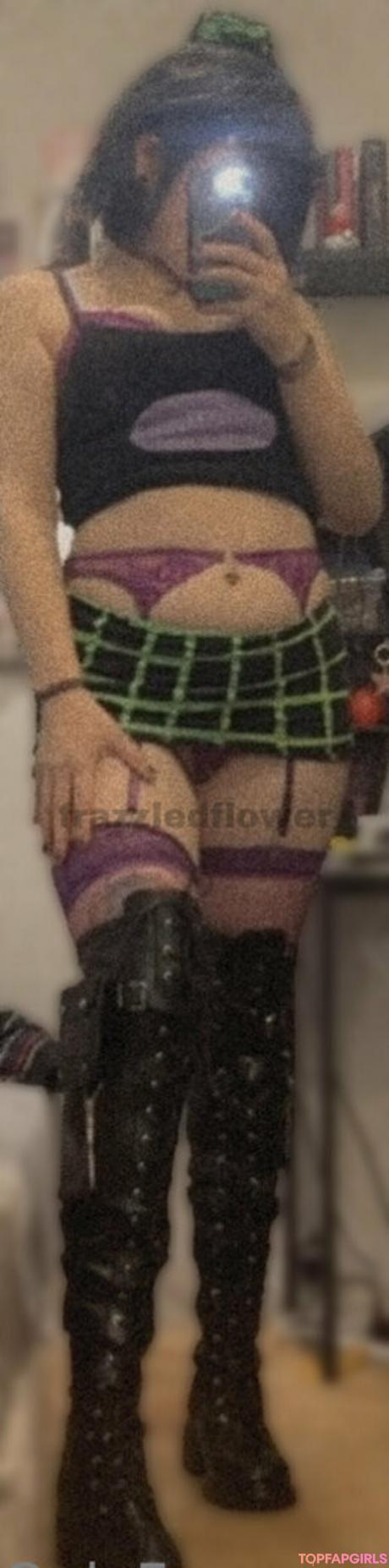 Frazzledflower nude leaked OnlyFans photo #137