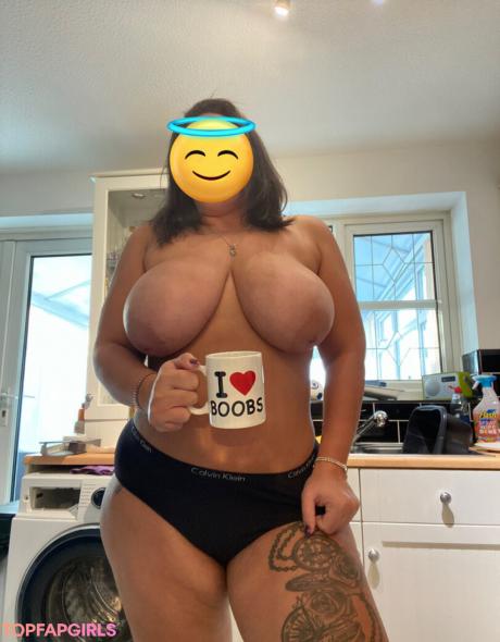 Kcupsbrunette nude leaked OnlyFans photo #9