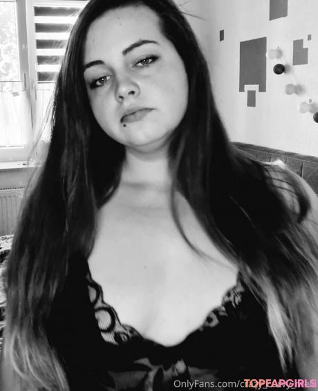 Crazy_curvy_melii nude leaked OnlyFans photo #43