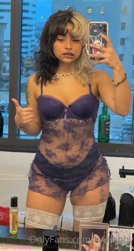 Kwenbby nude leaked OnlyFans photo #17