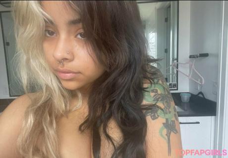 Kwenbby nude leaked OnlyFans photo #36