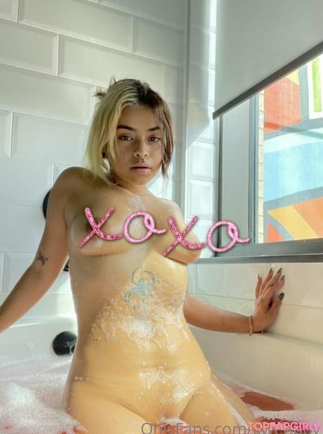 Kwenbby nude leaked OnlyFans photo #49