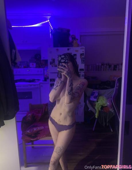 Ilovelilsaku nude leaked OnlyFans photo #23