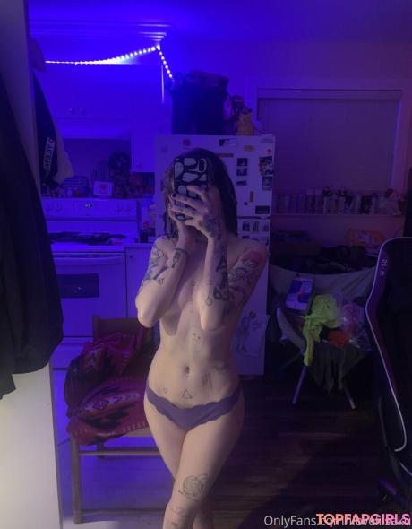 Ilovelilsaku nude leaked OnlyFans photo #25