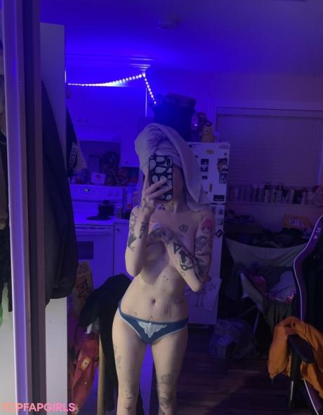 Ilovelilsaku nude leaked OnlyFans photo #30