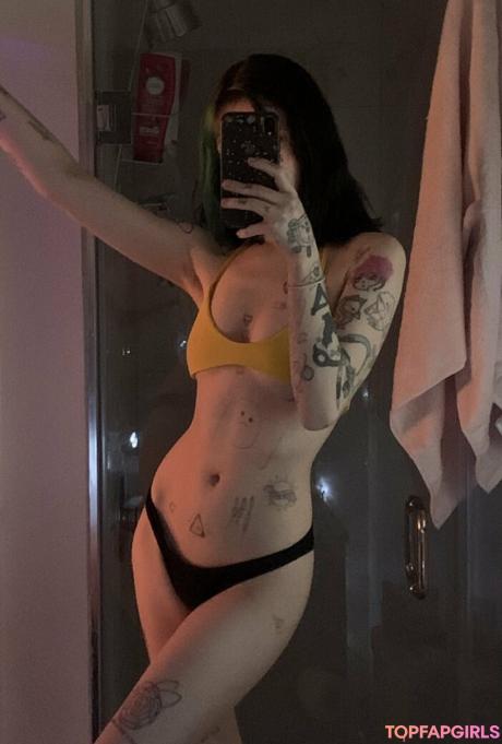 Ilovelilsaku nude leaked OnlyFans photo #50