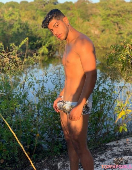 Marciomendes nude leaked OnlyFans photo #26