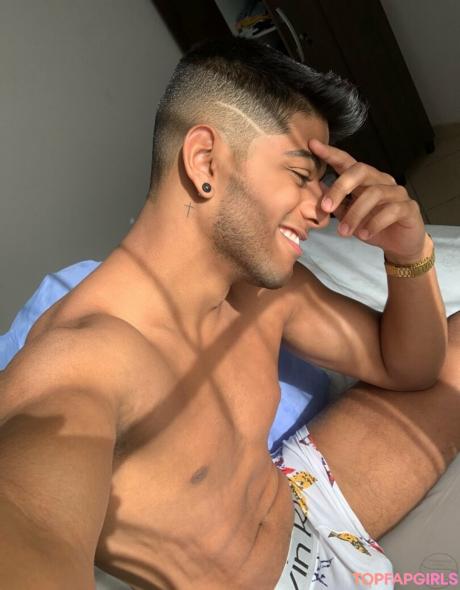 Marciomendes nude leaked OnlyFans photo #30