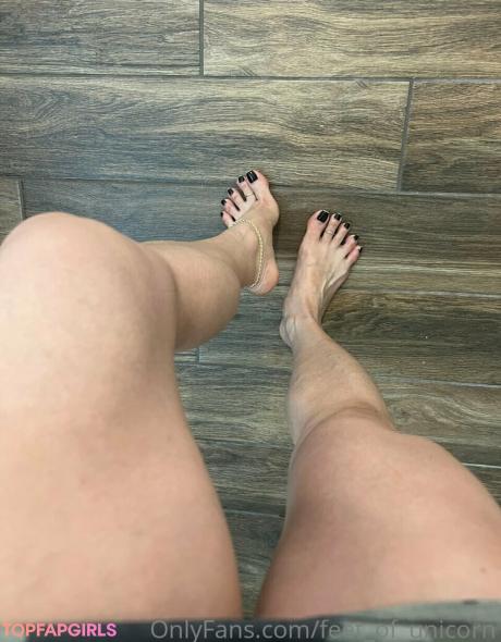 Feet_of_unicorn nude leaked OnlyFans photo #12