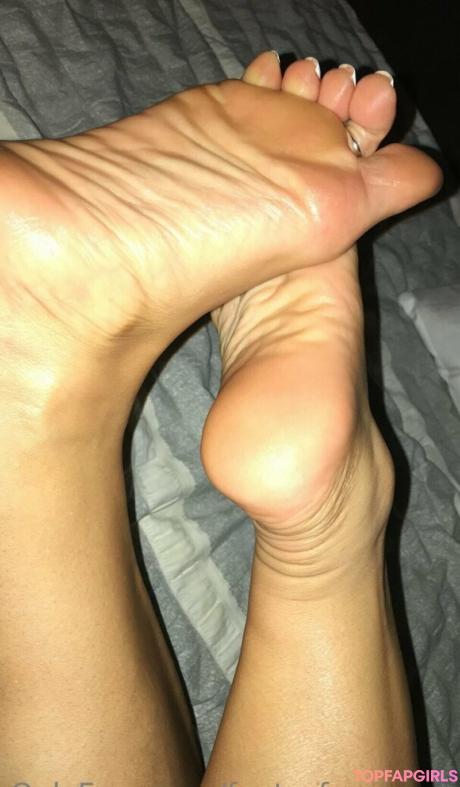 Feet_of_unicorn nude leaked OnlyFans photo #27