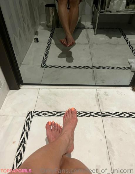 Feet_of_unicorn nude leaked OnlyFans photo #9