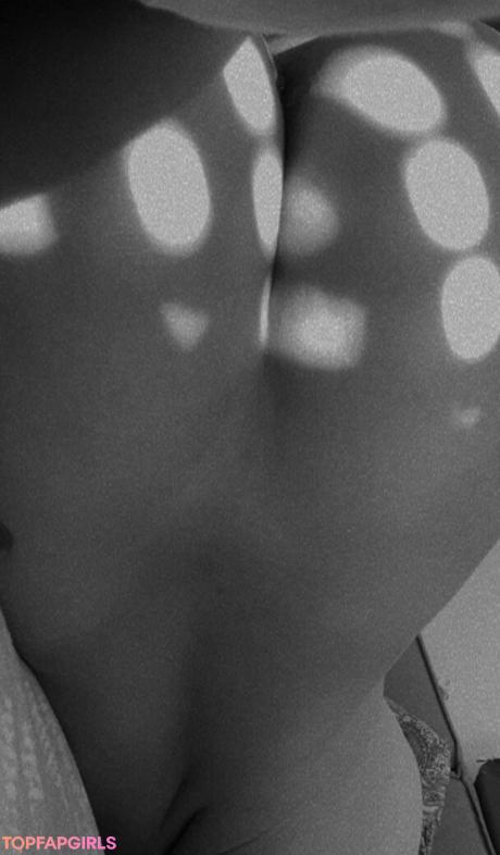 Tzouma nude leaked OnlyFans photo #31