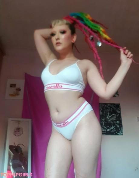 Maddisonsins nude leaked OnlyFans photo #10