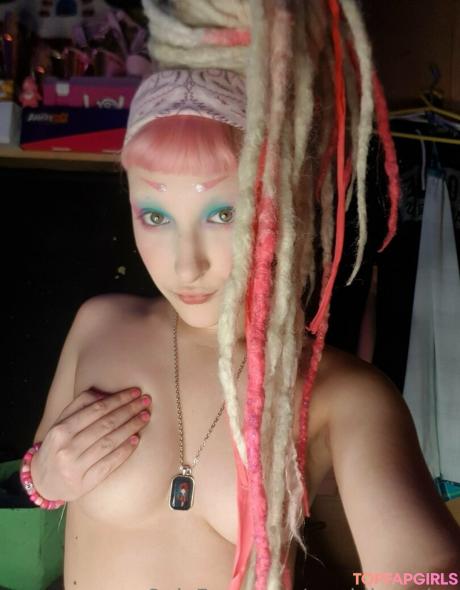 Maddisonsins nude leaked OnlyFans photo #58