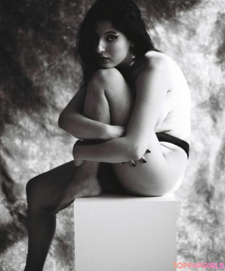 Beyza nude leaked OnlyFans photo #17