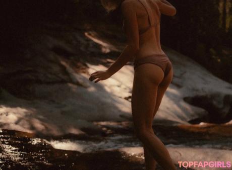 Niki nude leaked OnlyFans photo #10