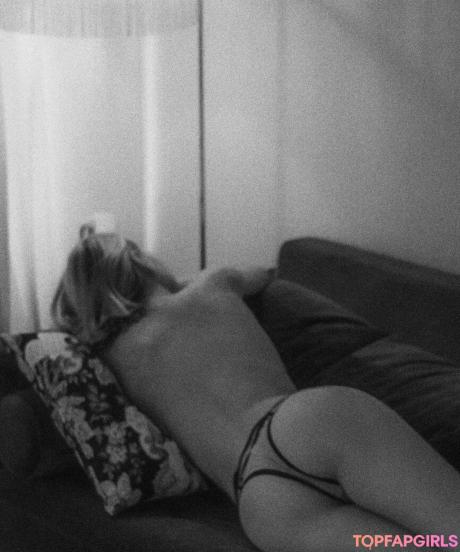 Niki nude leaked OnlyFans photo #33