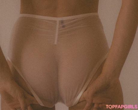 Niki nude leaked OnlyFans photo #5