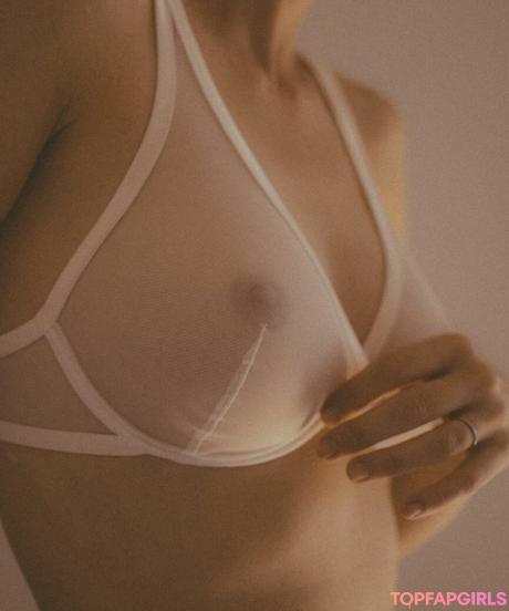 Niki nude leaked OnlyFans photo #7